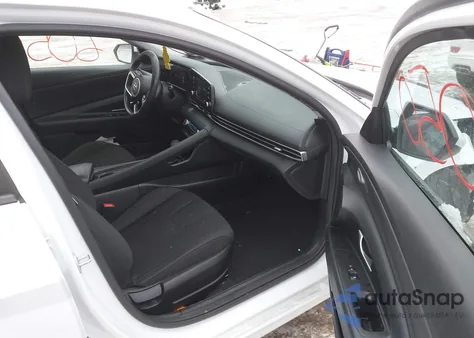 2021 Hyundai Elantra Sel z USA, uszkodzony, nr VIN 5NPLS4AG7MH044466